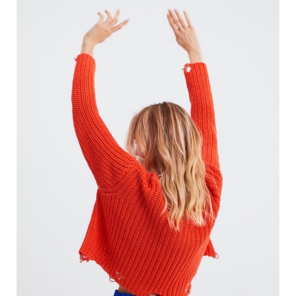ZARA • Orange Distressed Knit Cropped Sweater, M - Picture 5 of 16